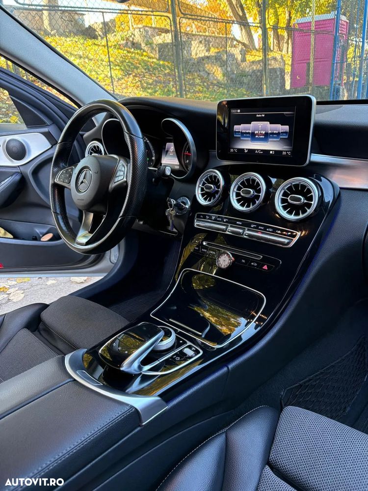 Mercedes-Benz C - 9