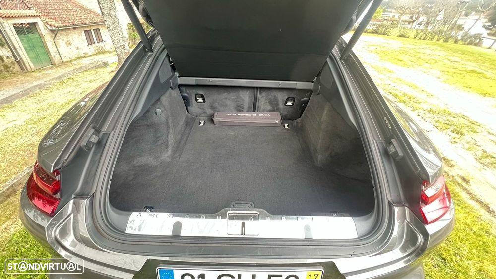 Porsche Panamera 4 S - 8