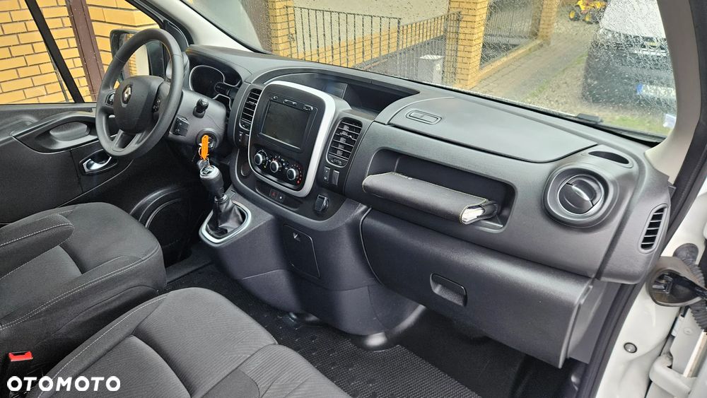 Renault TRAFIC - 13