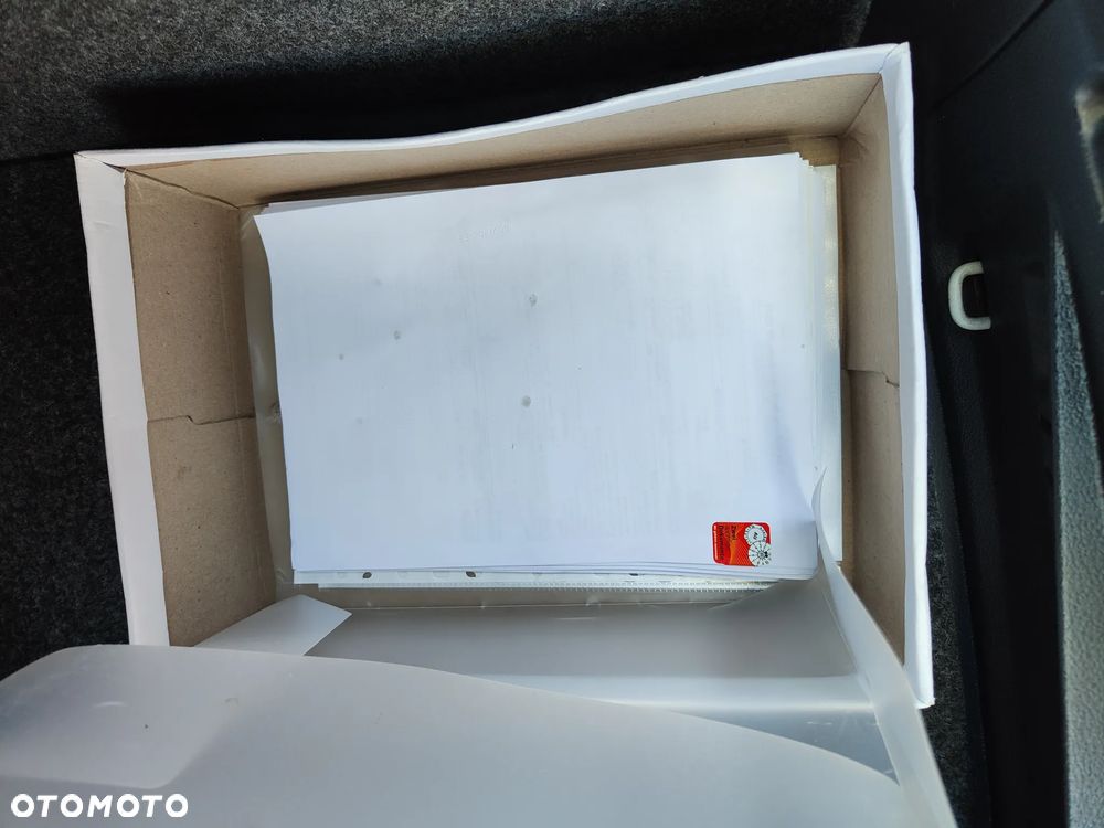 Volkswagen Tiguan 2.0 TDI DPF BlueMotion Technology Trend & Fun - 32