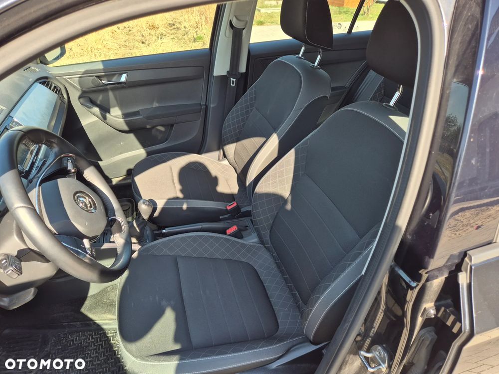 Skoda Fabia 1.0 TSI Ambition - 11