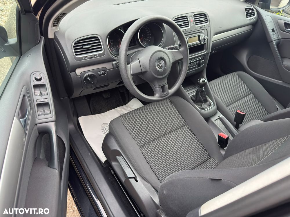 Volkswagen Golf 1.6 TDI DPF BlueMotion Technology Comfortline - 22