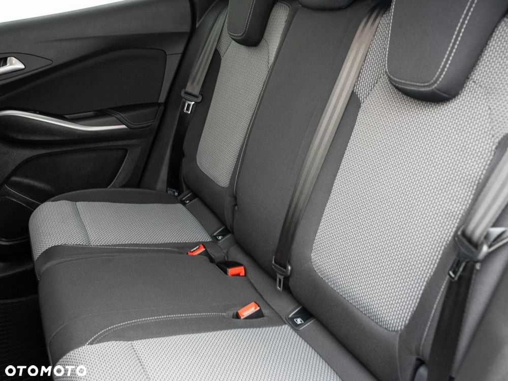 Opel Grandland X 1.2 T GPF Design Line S&S - 22