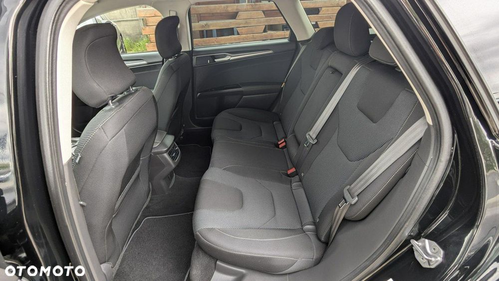Ford Mondeo - 16