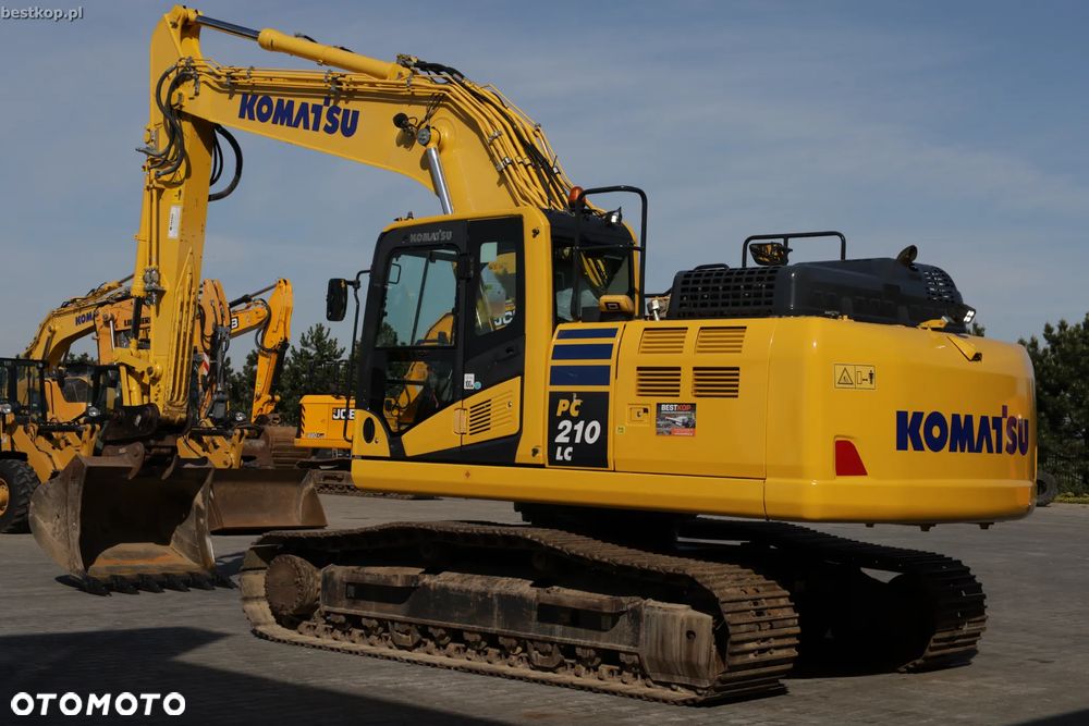 Komatsu PC210LC-11 - 5