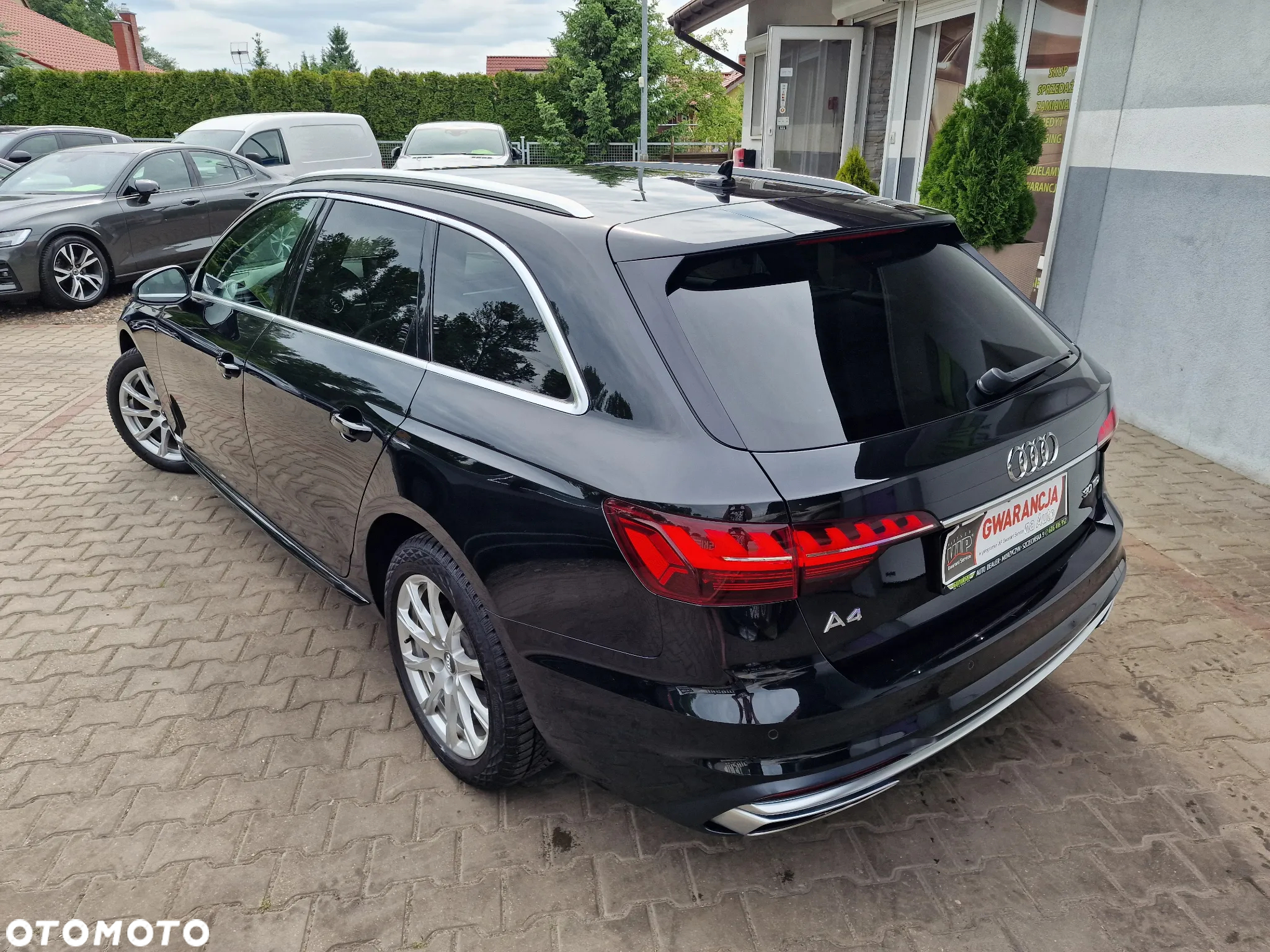 Audi A4 Avant 30 TDI S tronic advanced - 8