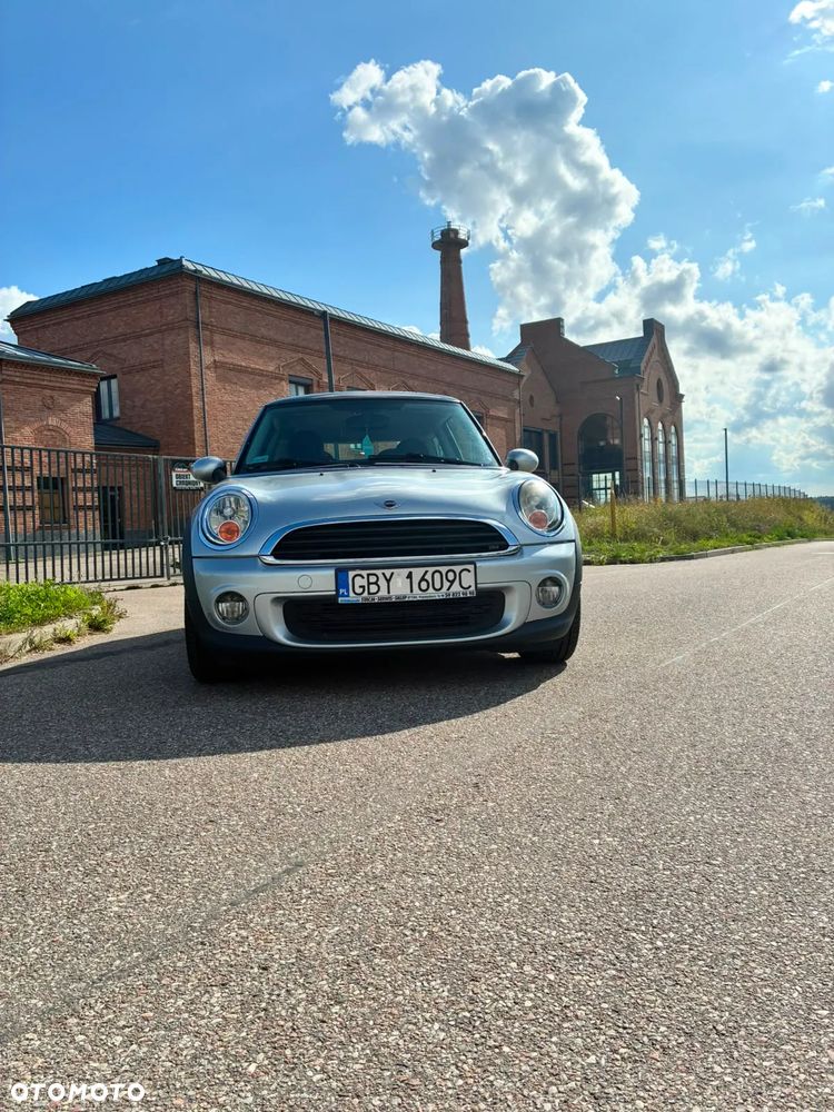 MINI ONE Standard - 8