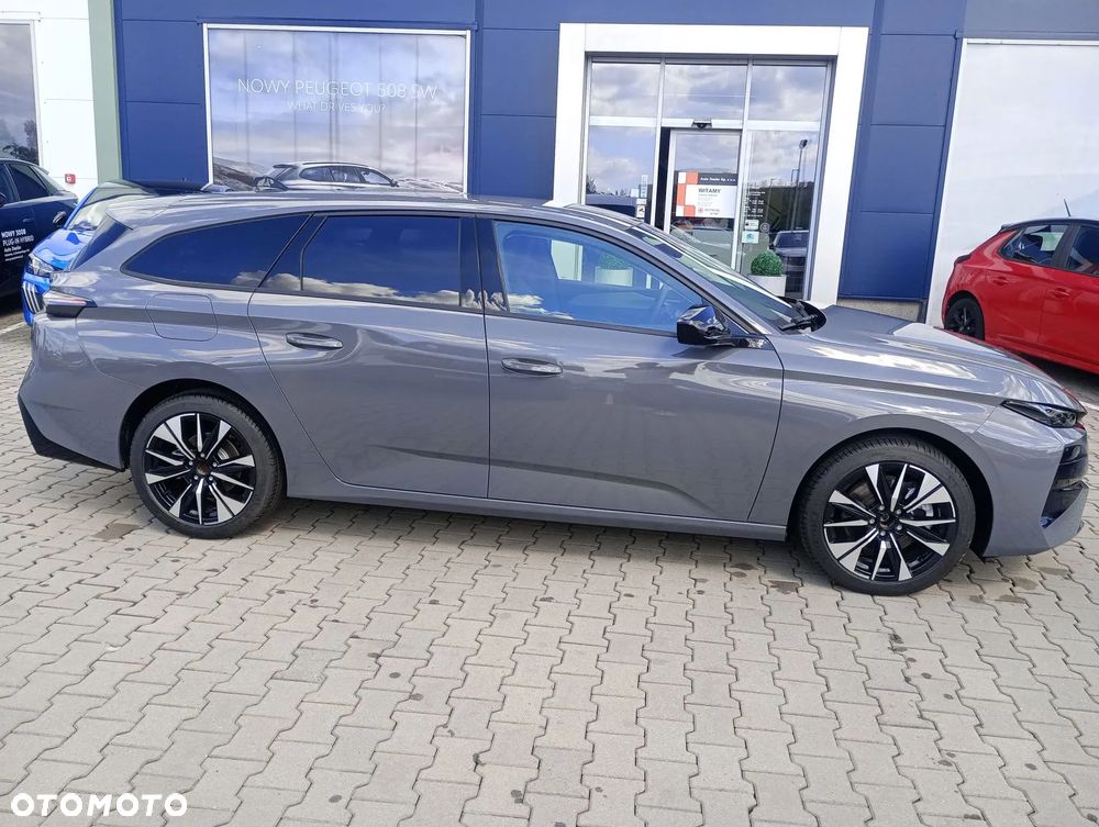 Peugeot 308 1.2 mHEV Allure S&S e-DCS6 - 12