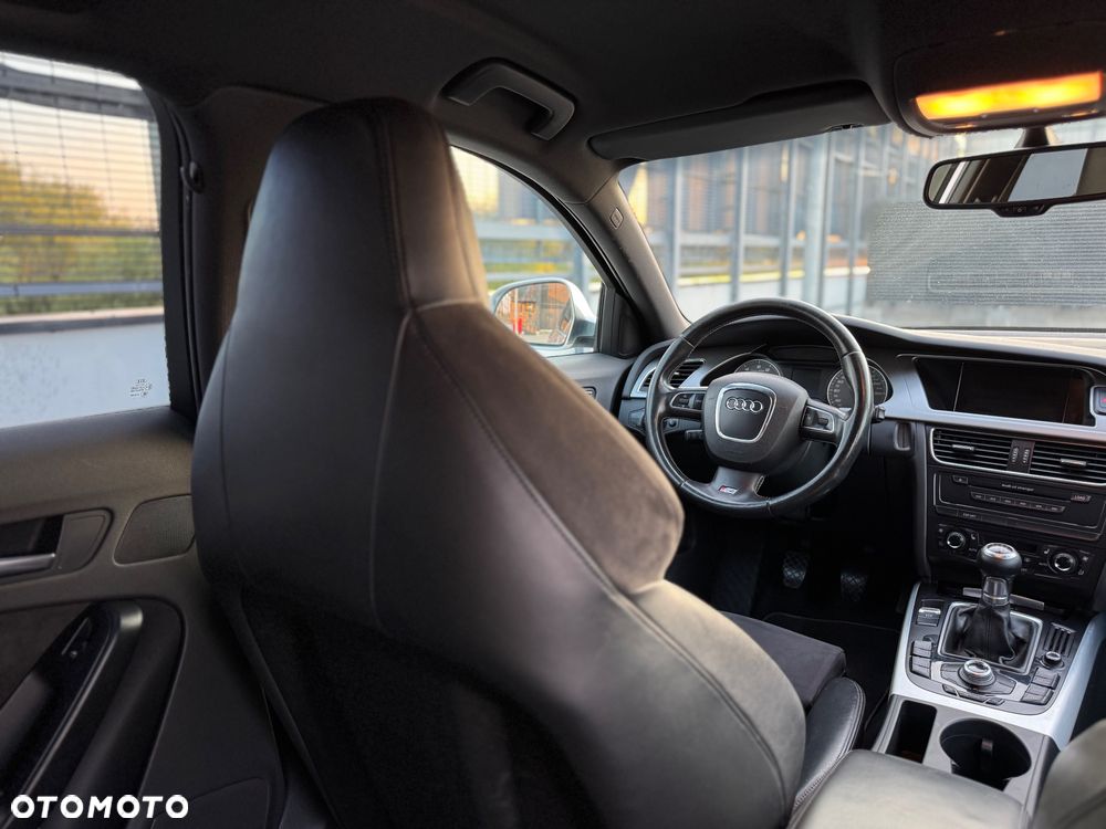 Audi S4 Avant - 18
