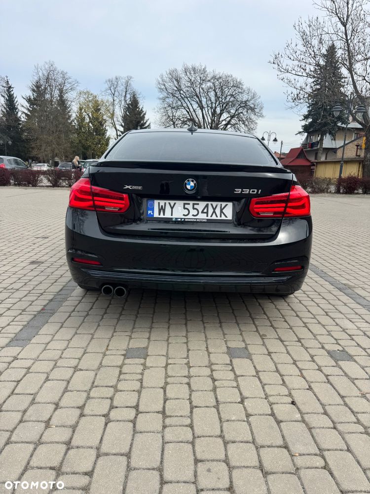 BMW Seria 3 330i Sport Line - 5
