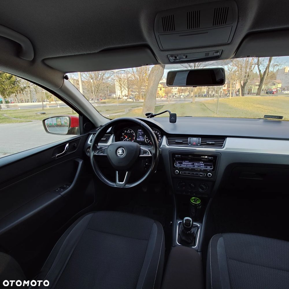 Skoda RAPID 1.2 TSI Ambition - 14