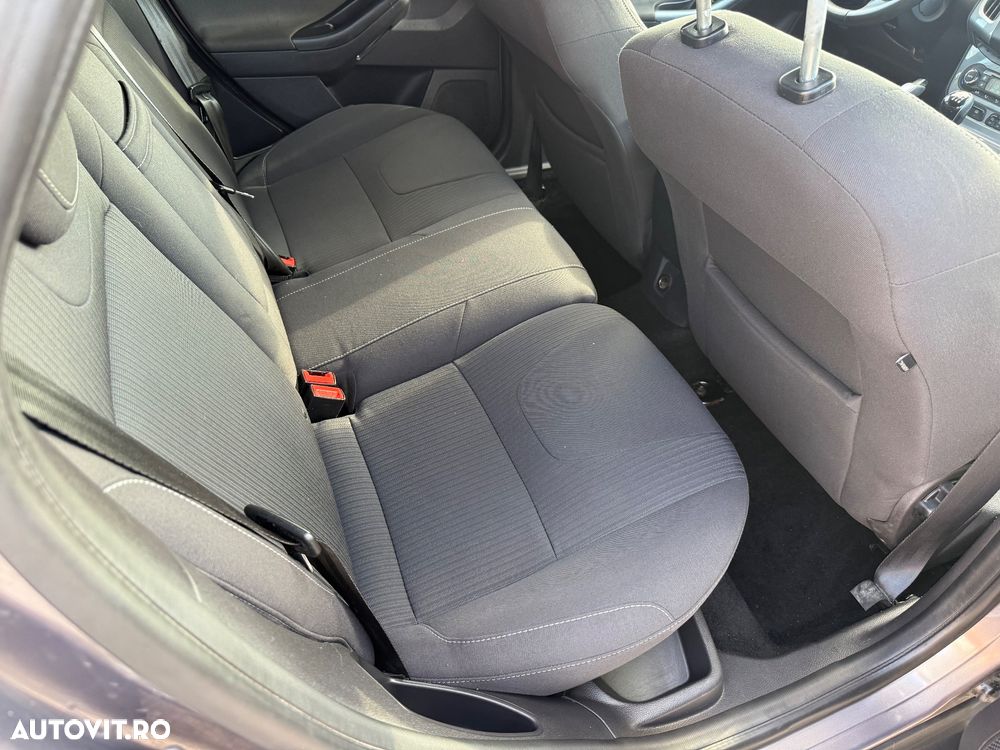 Ford Focus 1.6 TDCI DPF Titanium - 15