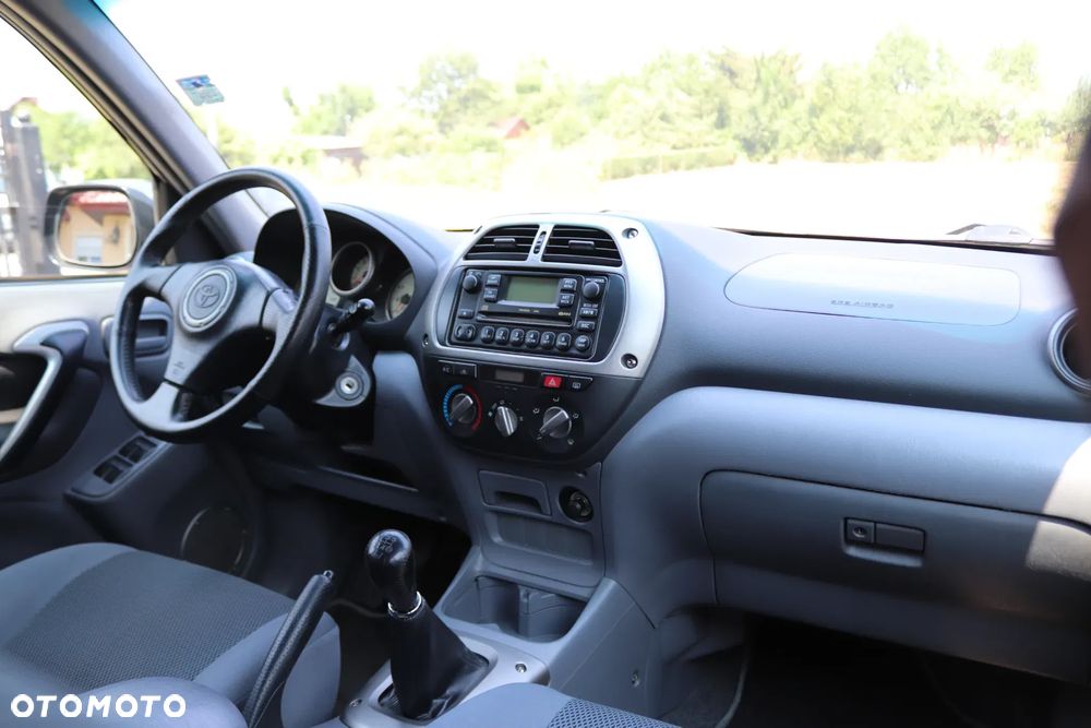 Toyota RAV4 4x4 - 23
