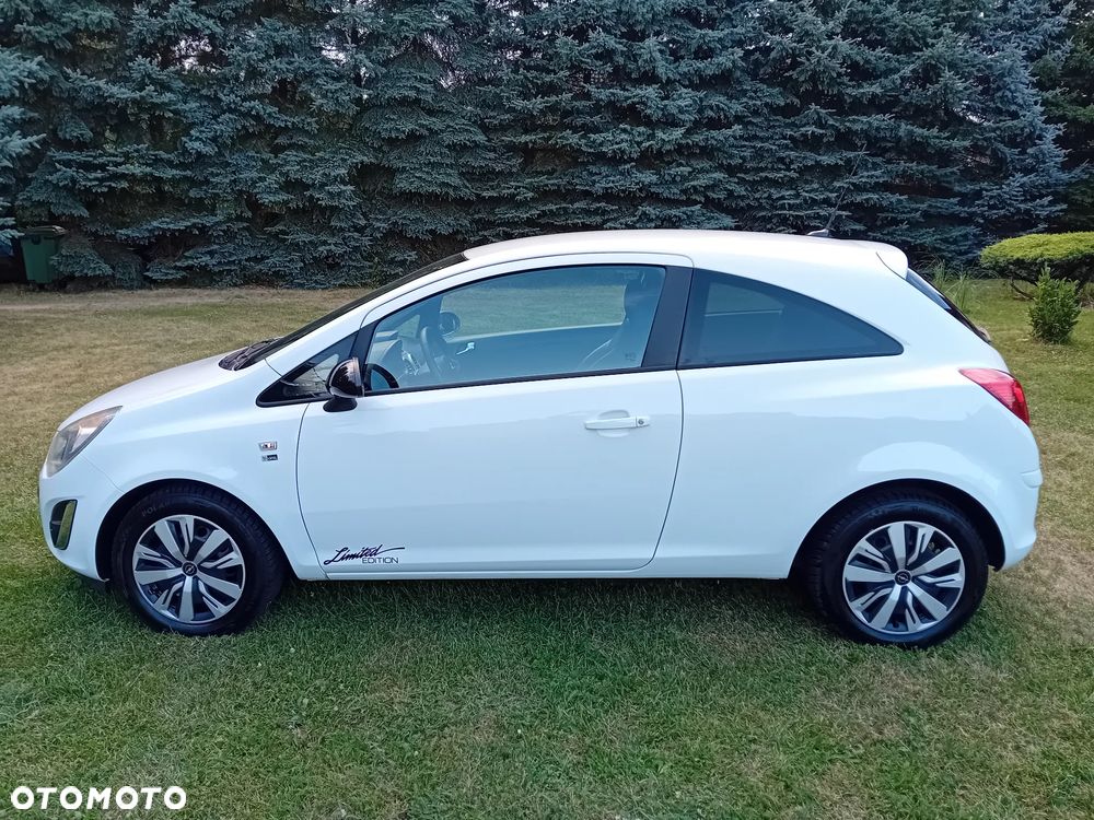 Opel Corsa 1.4 16V 150 Jahre - 13