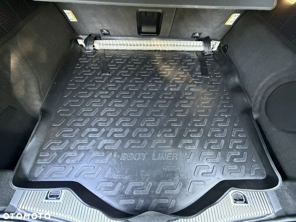 Ford Mondeo - 26