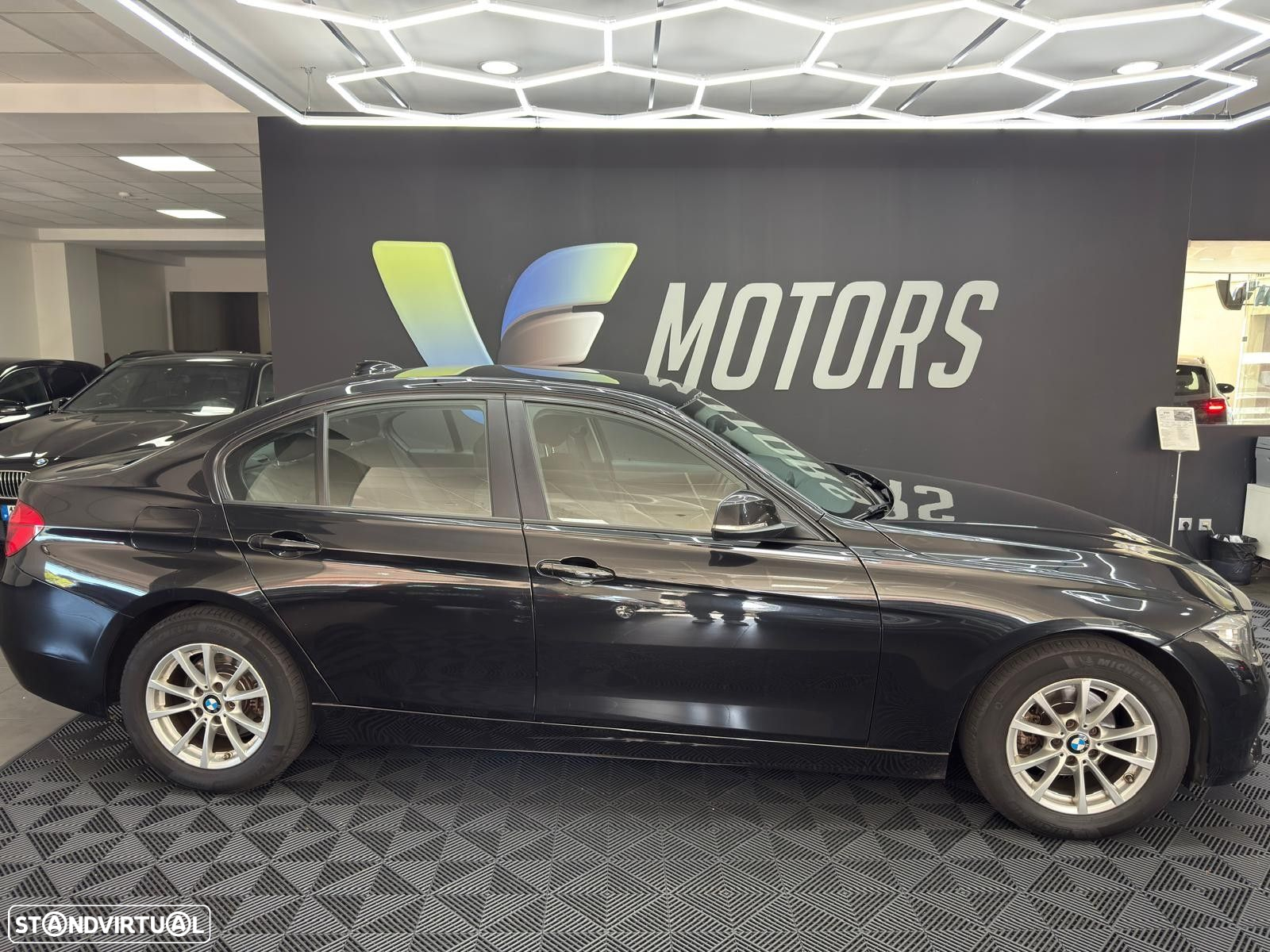 BMW 318 d Line Sport Auto - 8