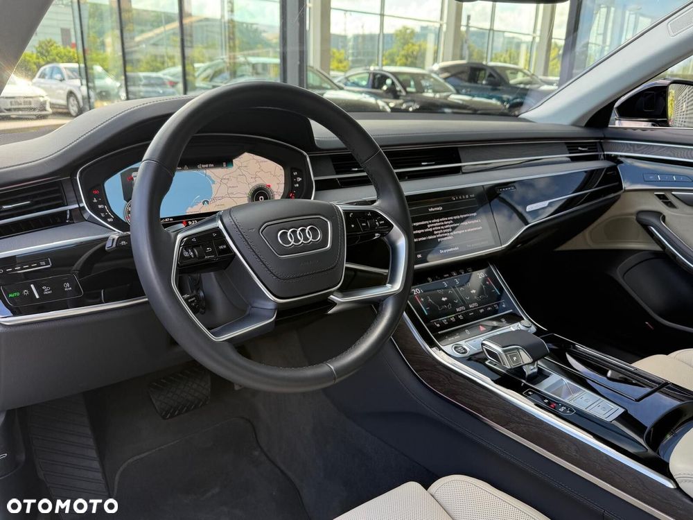Audi A8 - 16