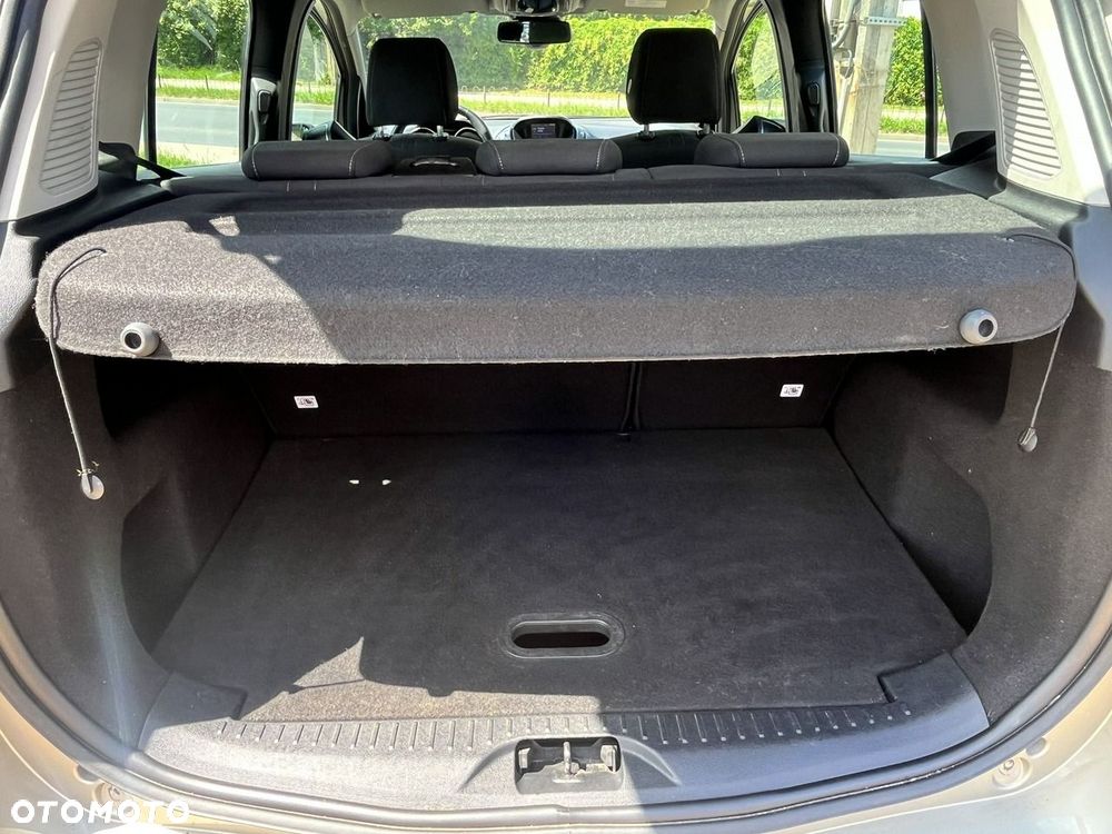 Ford B-MAX - 22