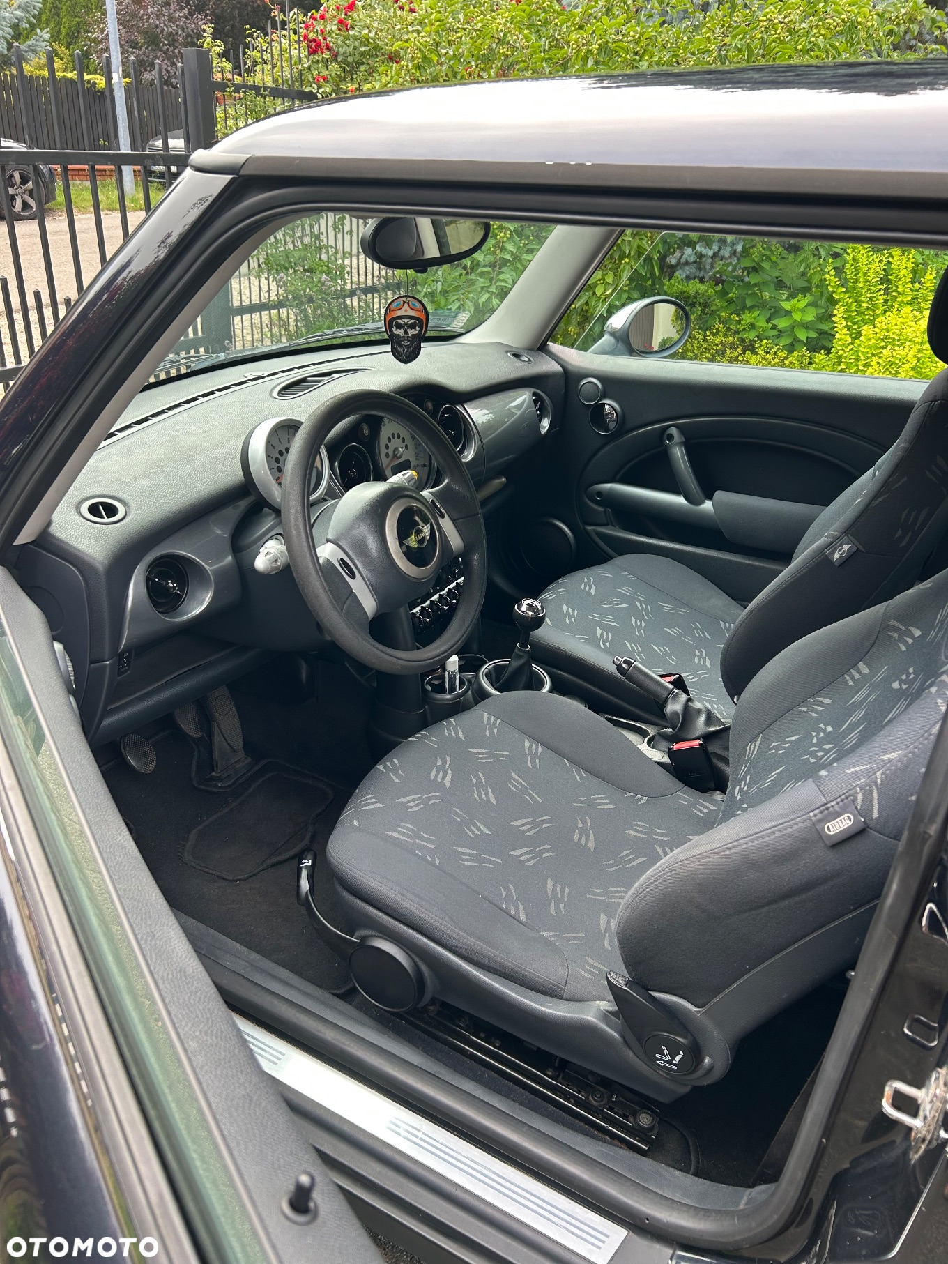 MINI ONE Standard - 4