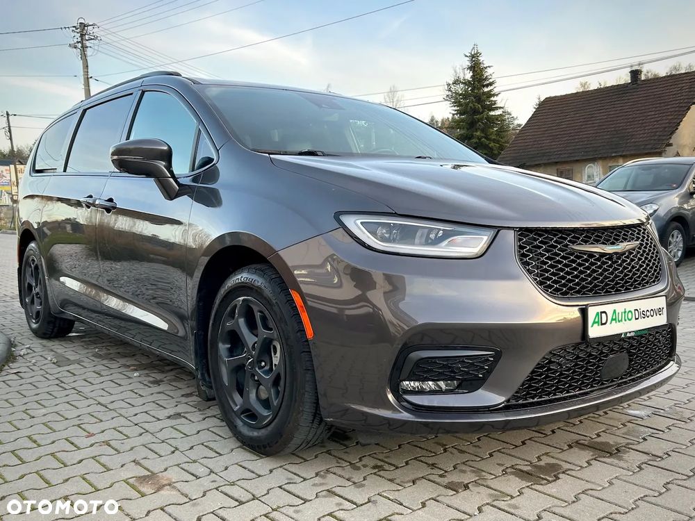 Chrysler Pacifica - 3