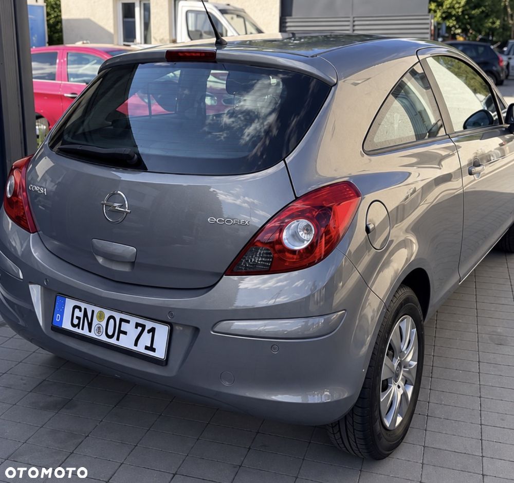 Opel Corsa 1.2 16V (ecoFLEX) Color Edition - 4