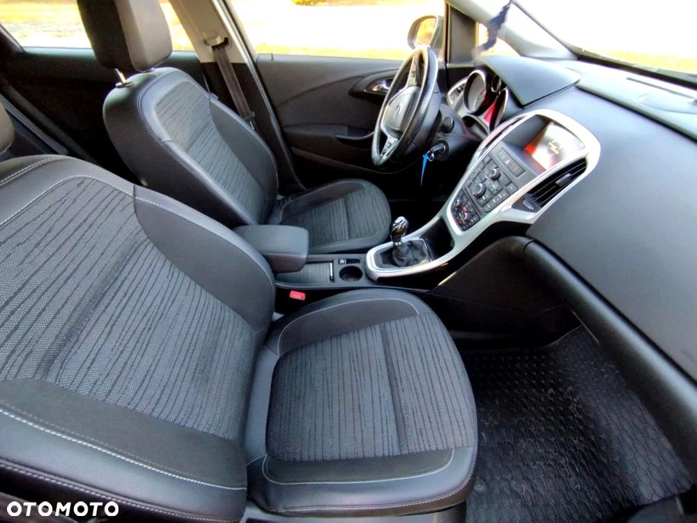 Opel Astra - 11