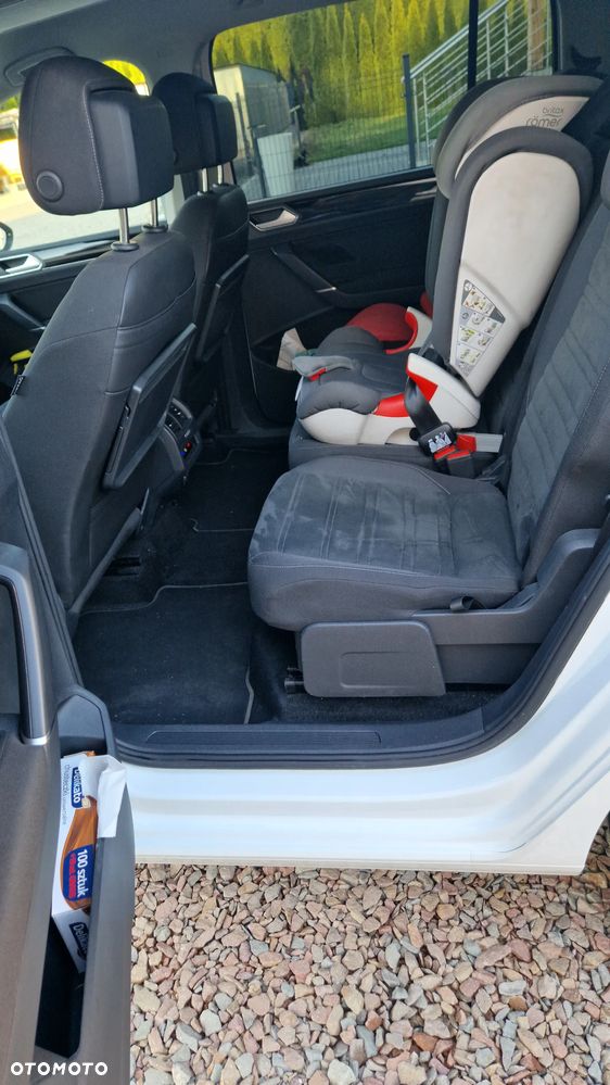 Volkswagen Touran 1.5 TSI EVO Highline DSG - 12