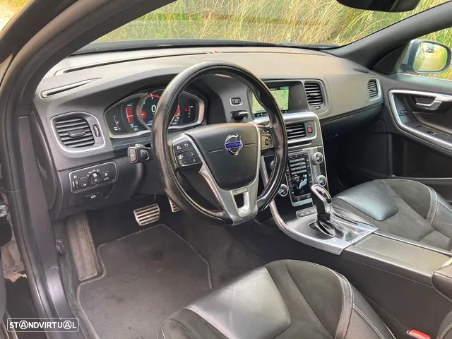 Volvo V60 2.4 D6 R-Design AWD Phev - 14