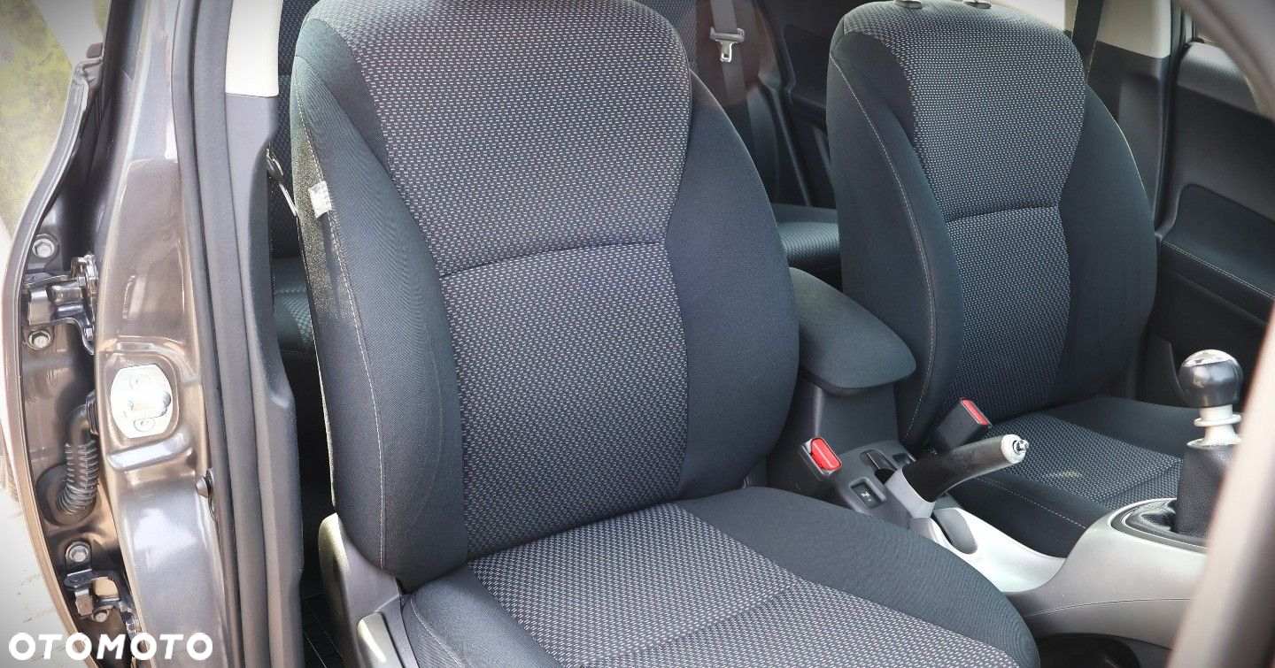 Toyota Auris - 19