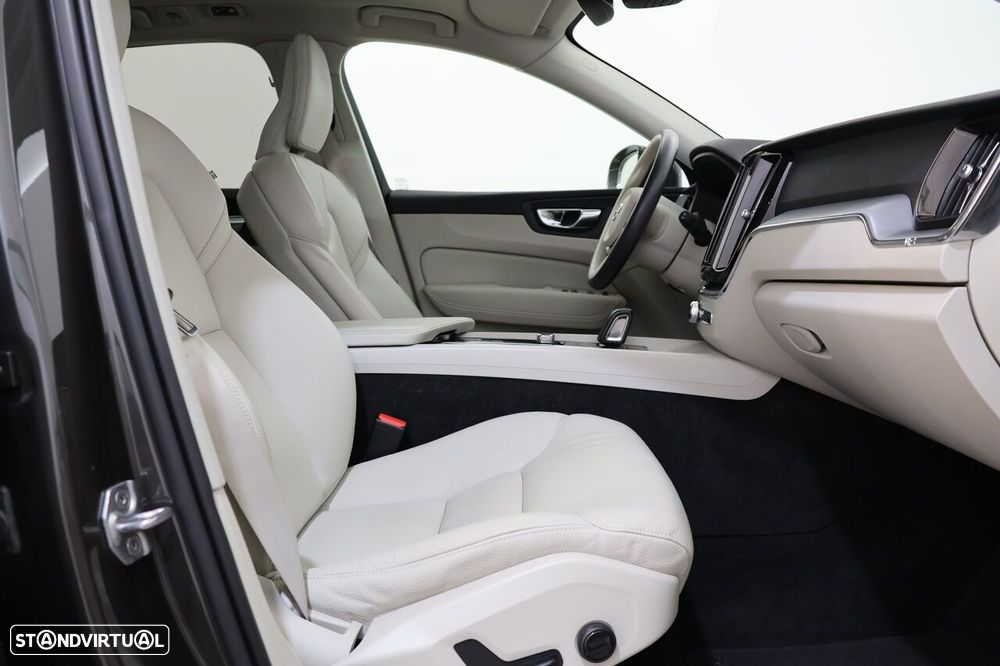 Volvo XC 60 - 8
