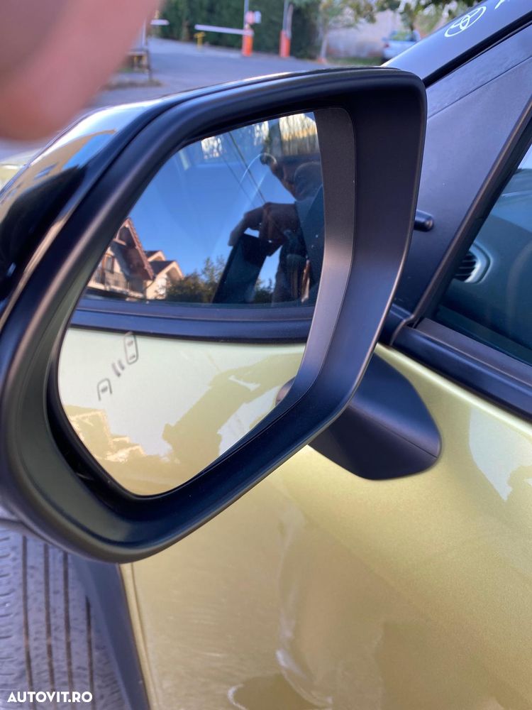 Toyota Yaris Cross - 30
