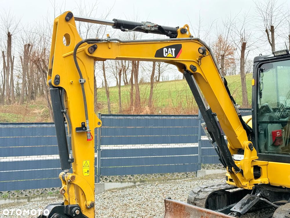 Caterpillar * Sprowadzona  * CAT 305.5 E CR  * Minikoparka  * Caterpillar - 3