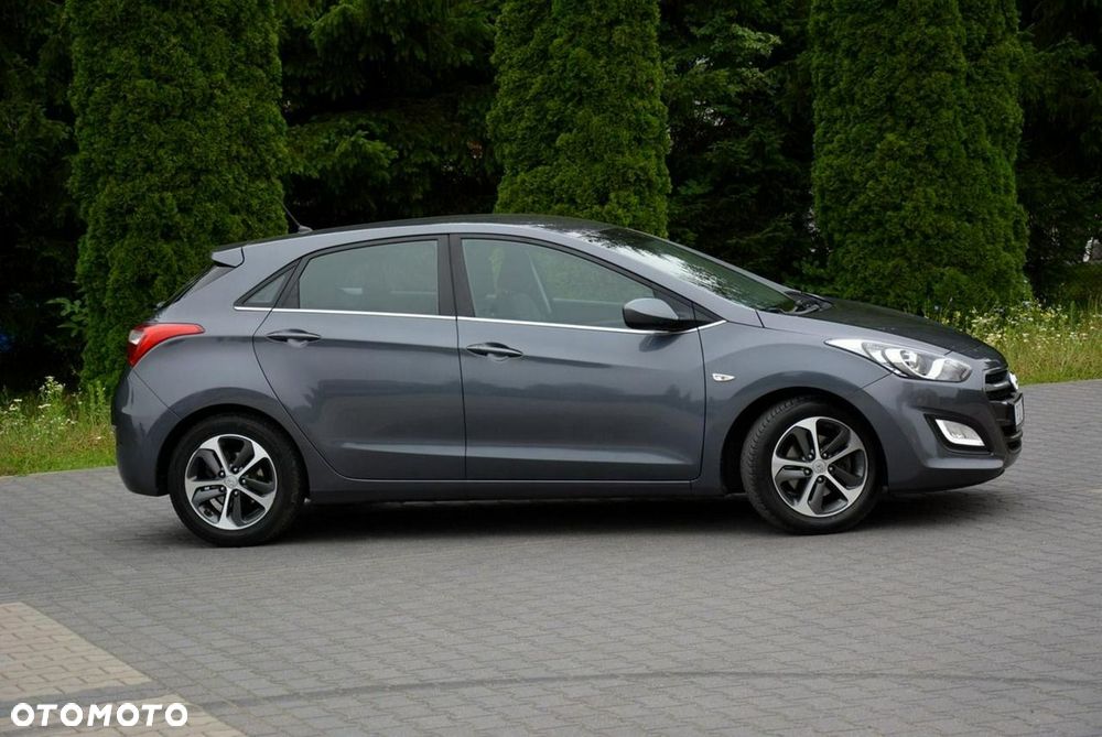 Hyundai i30 1.6 GDI BlueDrive Comfort - 11