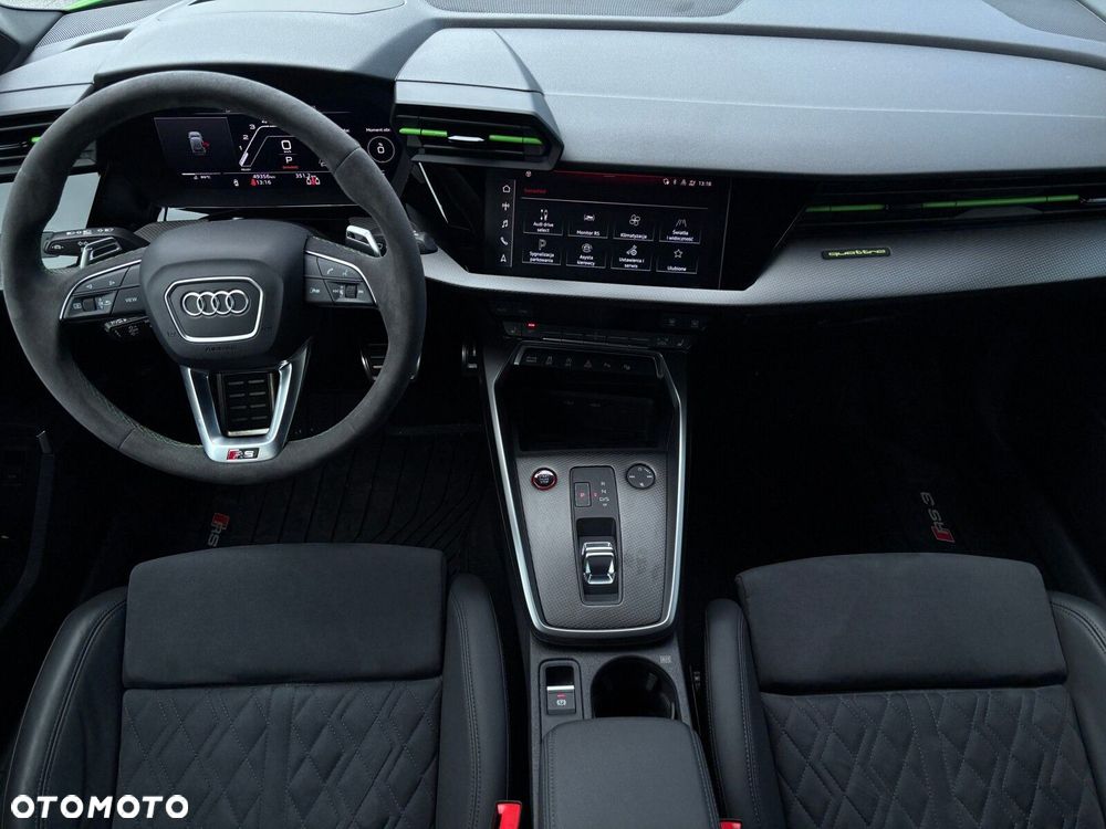 Audi RS3 Sportback - 16