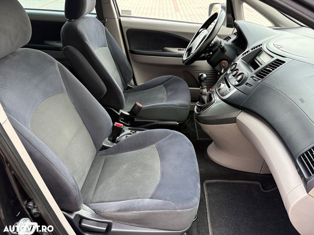 Mitsubishi Grandis 2.0 DI-D 7-Sitzer Intense - 10