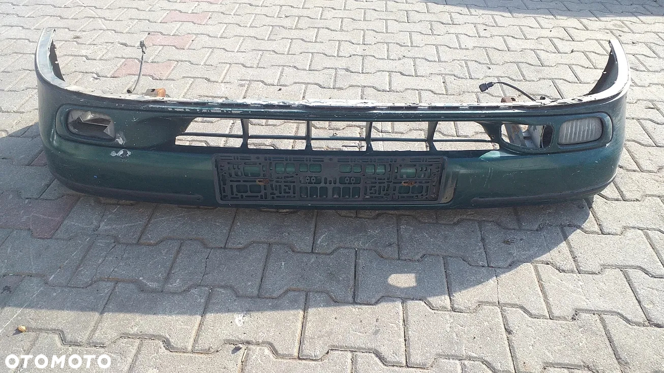 Przedni Zderzak Seat Toledo I - 2