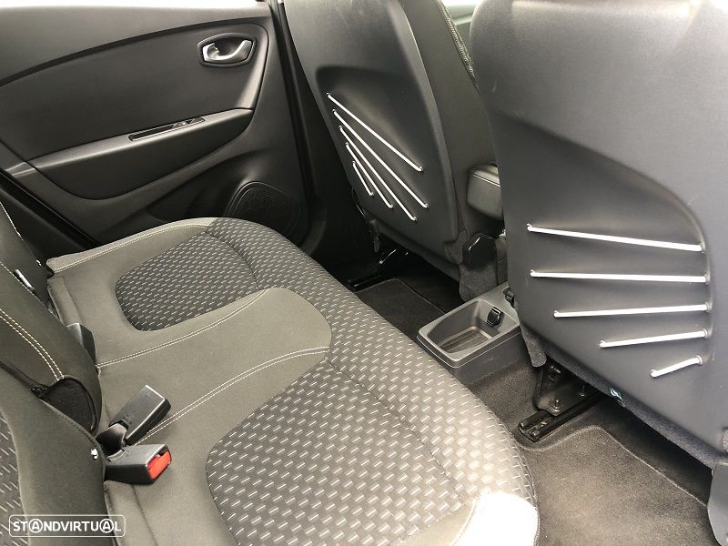 Renault Captur 1.5 dCi Exclusive - 18