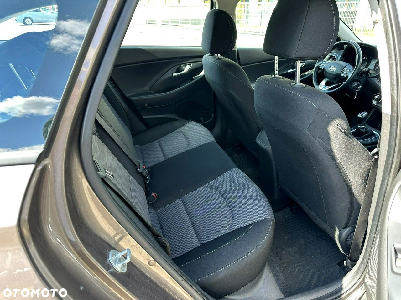 Hyundai i30 1.5 DPI Classic + - 16