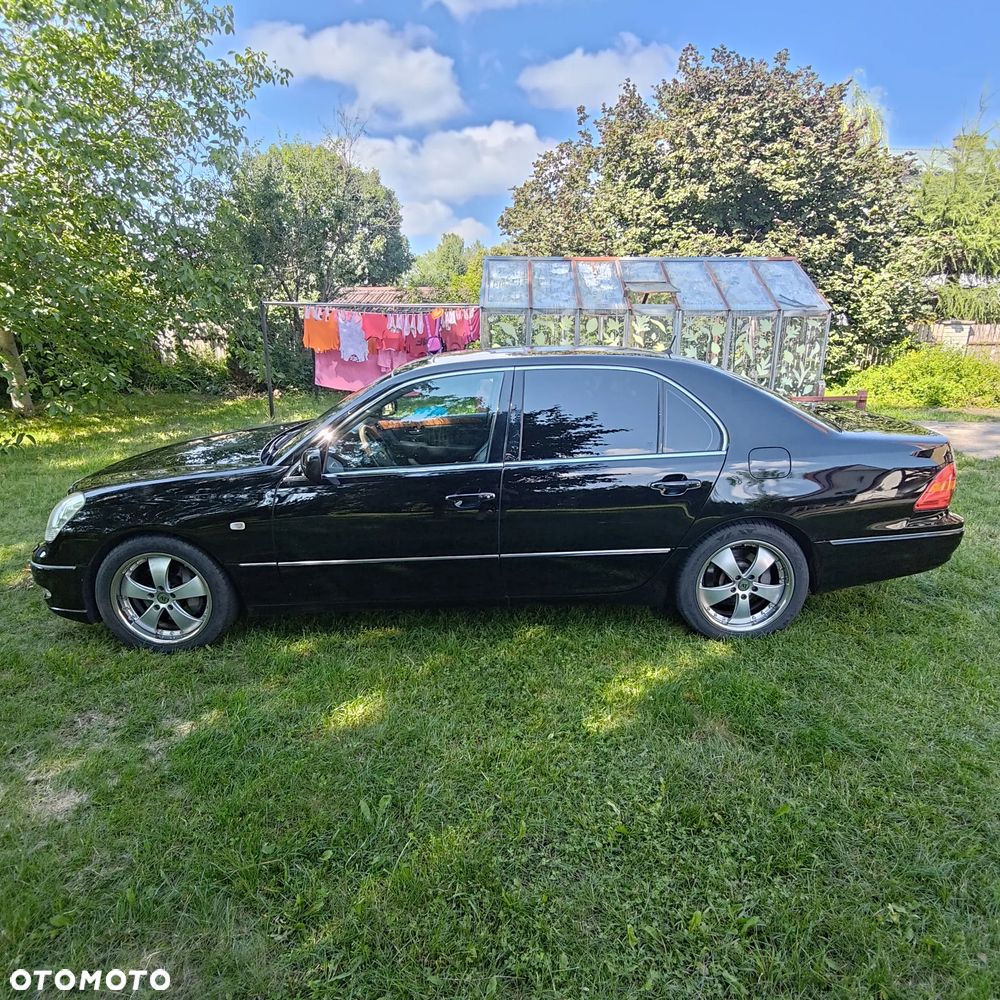 Lexus LS Standard - 14