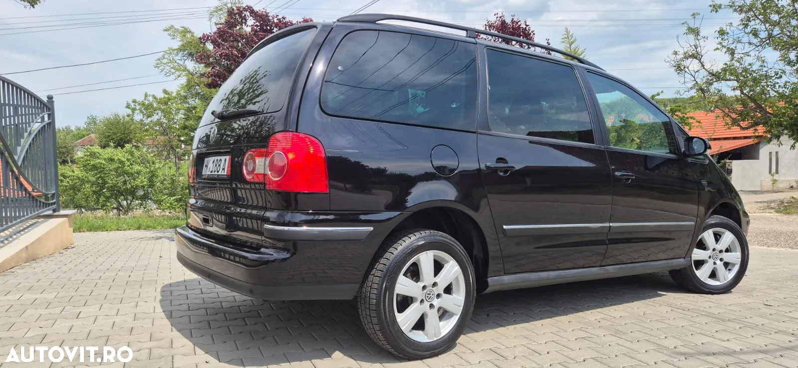 Volkswagen Sharan - 3