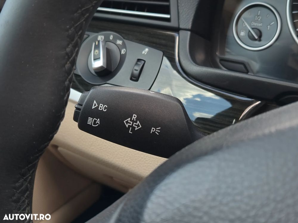BMW Seria 5 520d Touring Aut. Luxury Line - 37