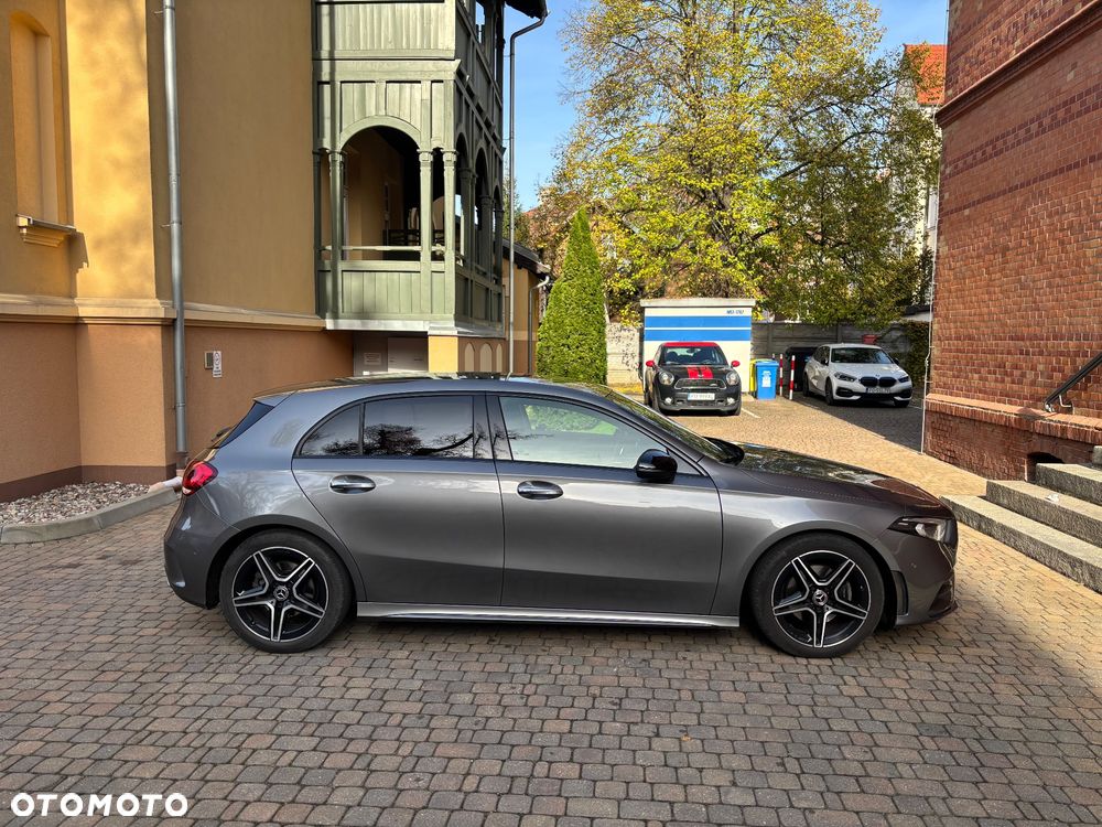 Mercedes-Benz Klasa A 200 AMG Line 7G-DCT - 3