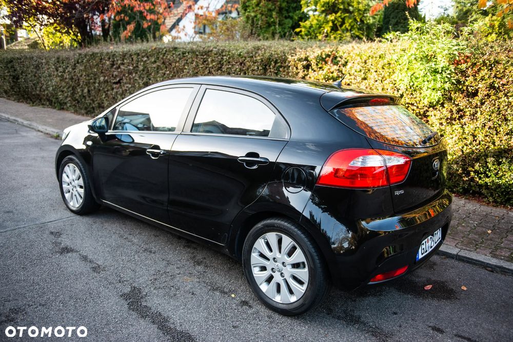 Kia Rio 1.4 Business Line Plus - 13