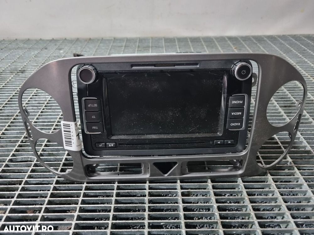 Navigatie Volkswagen Tiguan 5N 2007 - 2011 (1481) 3C8035195 - 1