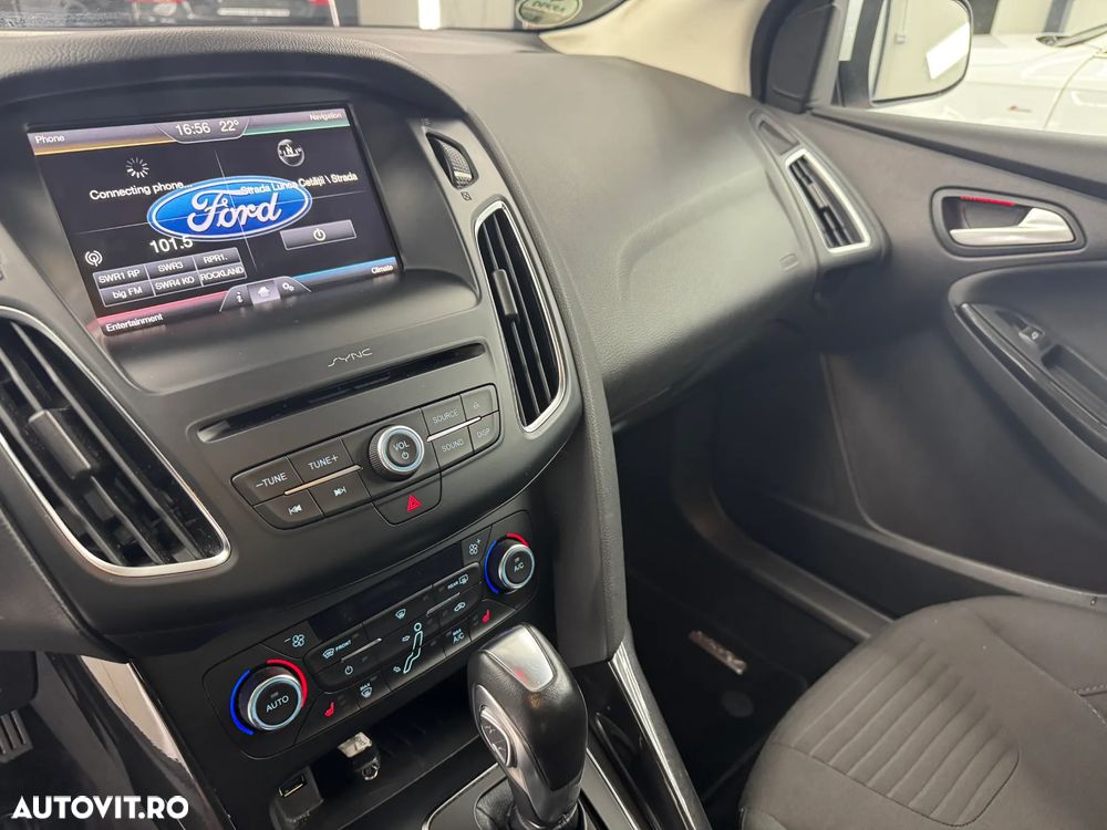 Ford Focus 2.0 TDCI DPF Start-Stopp-System Aut. Titanium - 6