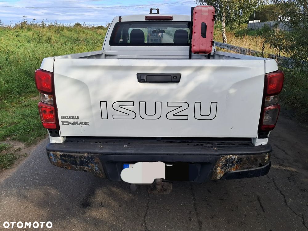 Isuzu D-Max 2.5 DC LS Prime - 10