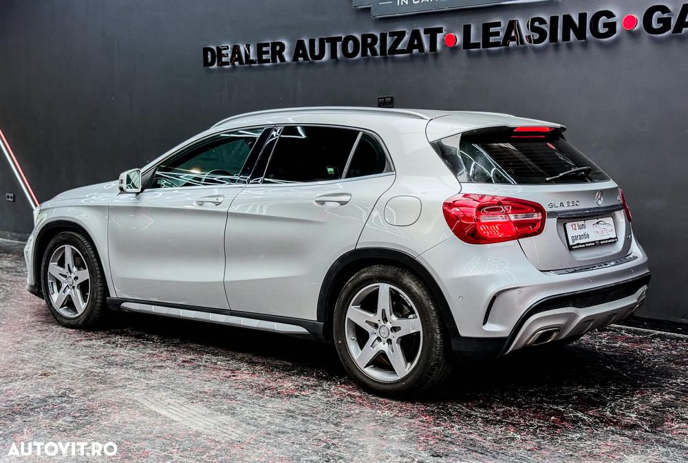 Mercedes-Benz GLA 220 CDI 4MATIC 7G-DCT AMG Line - 14