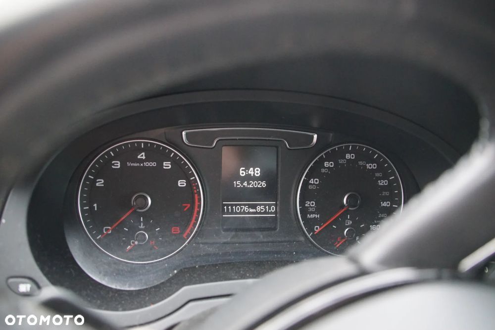 Auto na części - Audi Q3 I 8U Lift 2.0 TFSI 200 KM CCTA SGV LB9A 2017R Silnik Skrzynia Drzwi Klapa Błotnik Zderzak Lampa Lusterko Klamka Szyba Deska Kokpit Sterownik Moduł Czujnik Licznik Wyświetlacz Panel Kierownica - 12