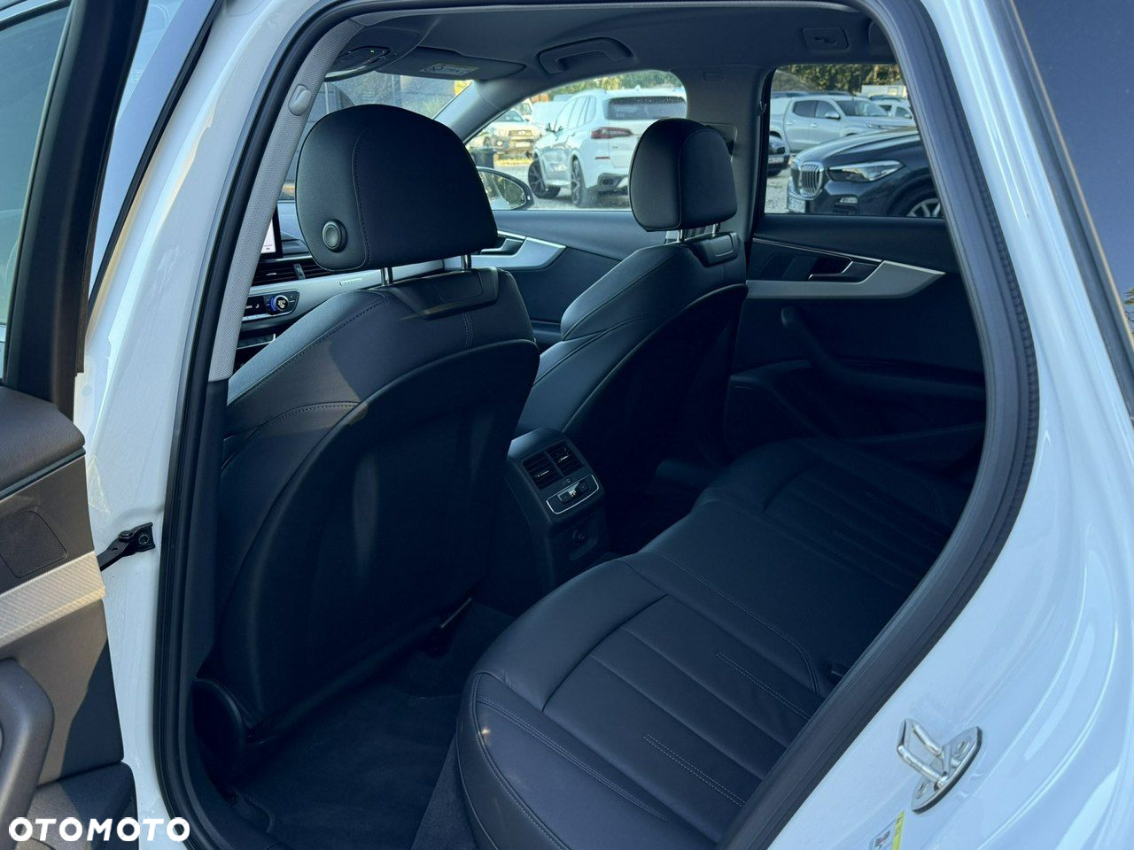 Audi A4 Allroad - 14