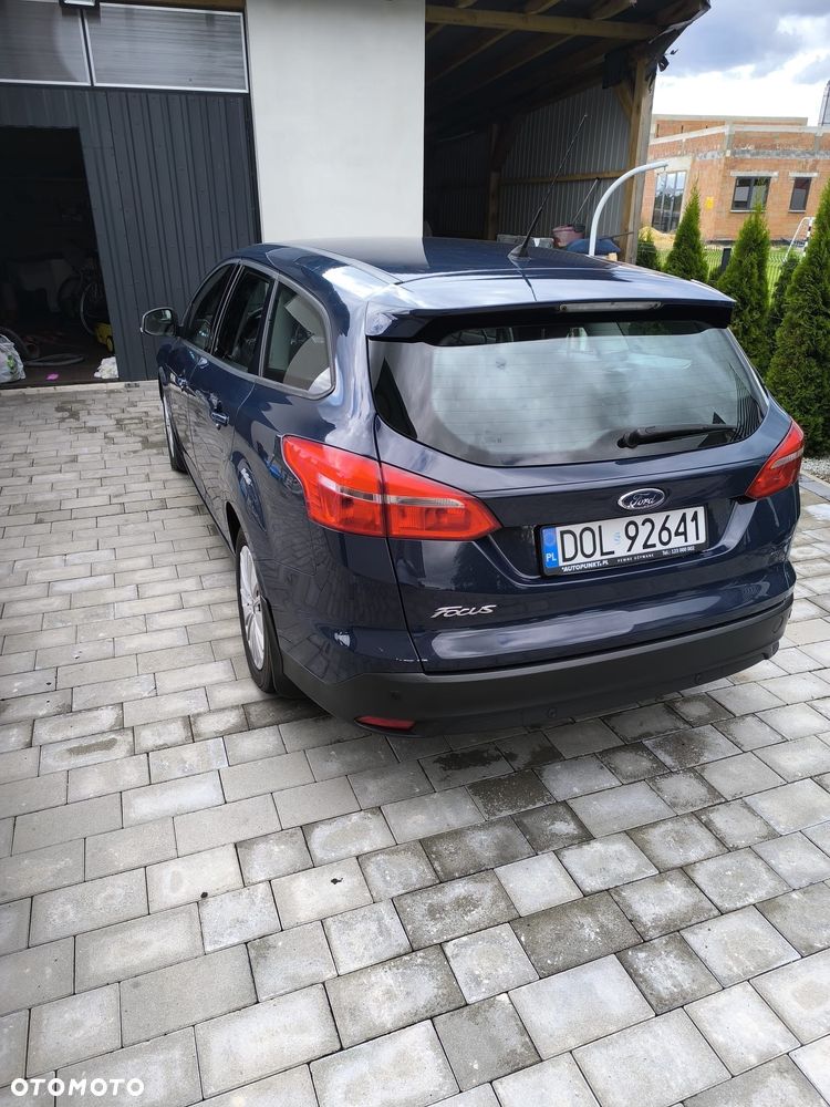 Ford Focus 1.5 TDCi Trend - 4